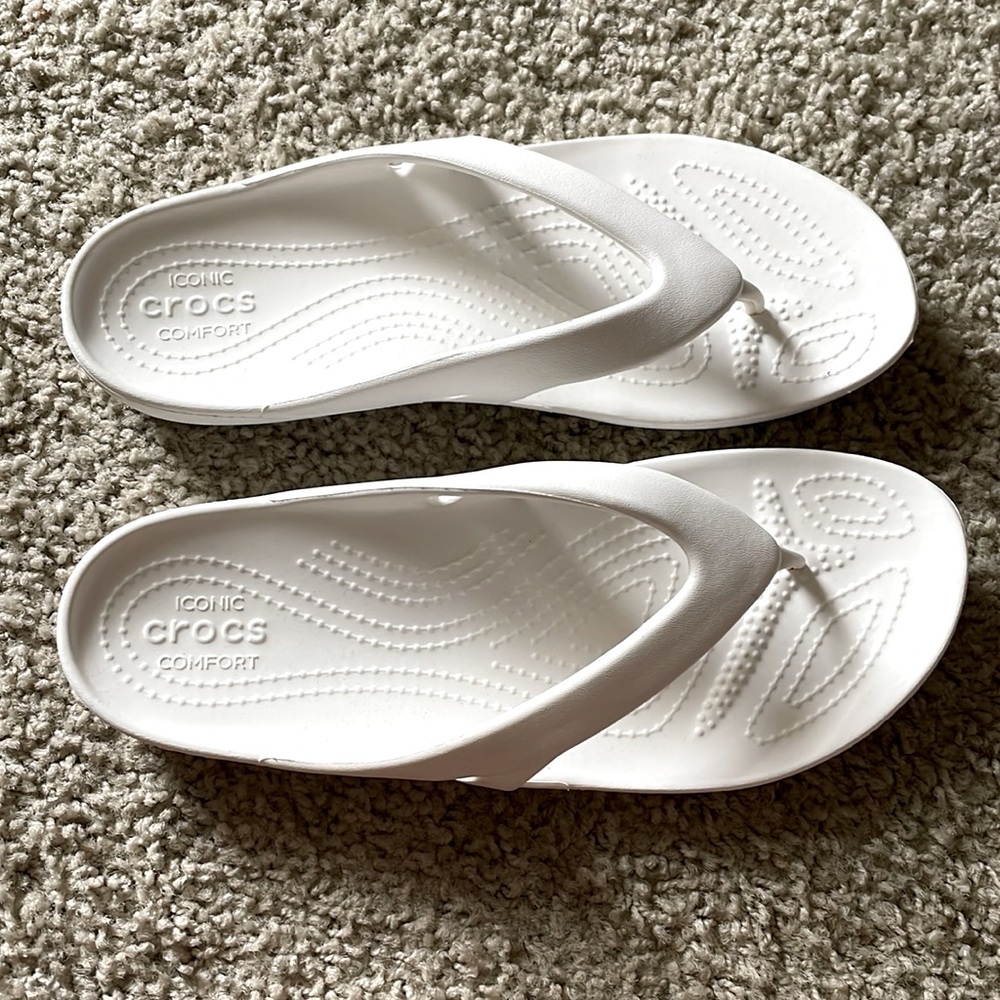 iconic comfort crocs, flip flops.